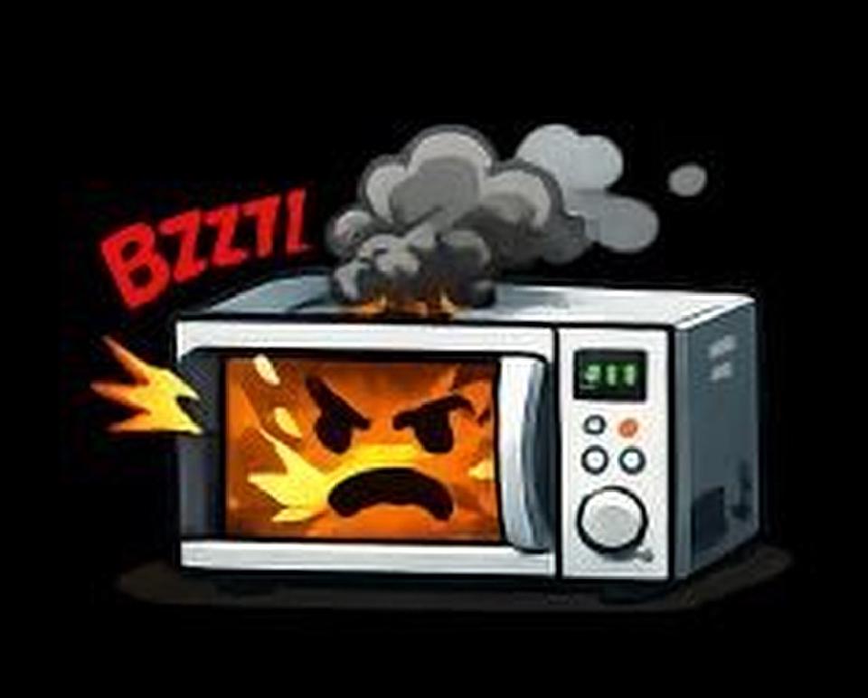 Four micro-ondes en panne à réparer plutôt que remplacer